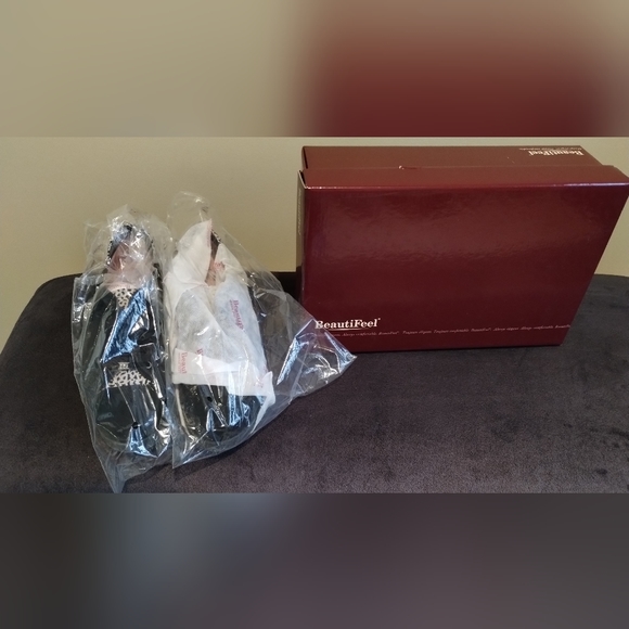 NWT BeautiFeel Ivory/Black Velvet Suede lux trainer shoes, Italian leather. - Picture 14 of 15